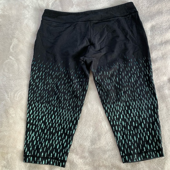 Woman’s medium long shorts black teal - Picture 3 of 3
